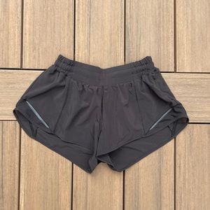Lululemon Black Hotty Hot Low-Rise Lined Shorts 2.5”